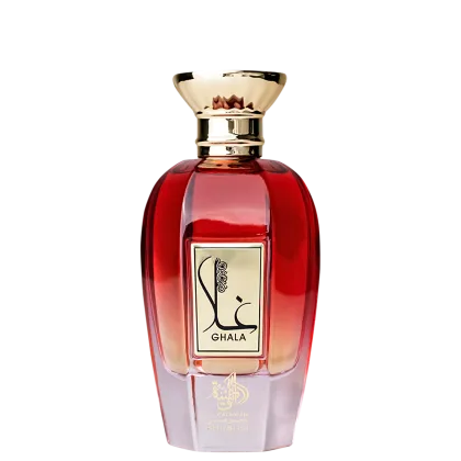 Frasco de perfume vermelho da marca Al Wataniah, com tampa dourada e rótulo com o nome "Ghala" em estilo árabe. O frasco possui um design elegante e sofisticado, com uma aparência premium.