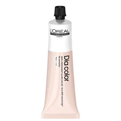 Produto de coloração capilar da linha L'Oréal Professionnel Dia Color. Embalagem em tubo plástico branco com detalhes em preto. Rótulo frontal exibe o logotipo L'Oréal Professionnel e o nome do produto "Dia Color" em letras pretas.