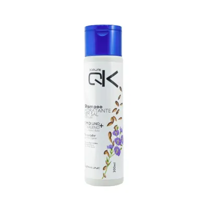Shampoo hidratante em frasco plástico branco e azul. Embalagem com tampa azul escura. Rótulo com logotipo Alpha Line, nome do produto "Shampoo Hidratante sem Sal" e ilustração de flores lilás.  Volume de 300ml indicado.