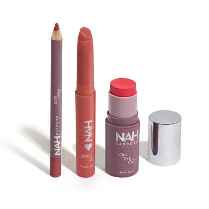 Imagem do produto Combo By Nah Cardoso: Gloss Labial Rosa Cotton Candy 2,4ml + Lápis Contorno Labial Marrom Brave 1,1g + Blush Stick Marrom Lovely 5g