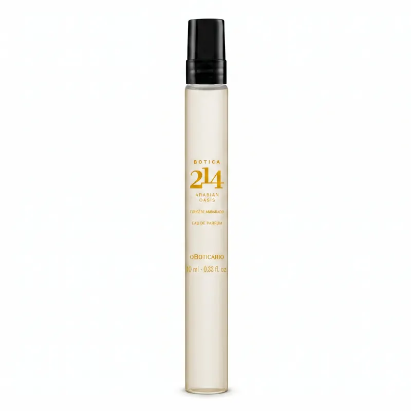 Frasco transparente com tampa preta de item de perfumaria da marca Botica 214, com letras escritas em dourado sobre a embalagem contendo os dizeres "Arabian Oasis" e a descrição "Fougère Ambarado".