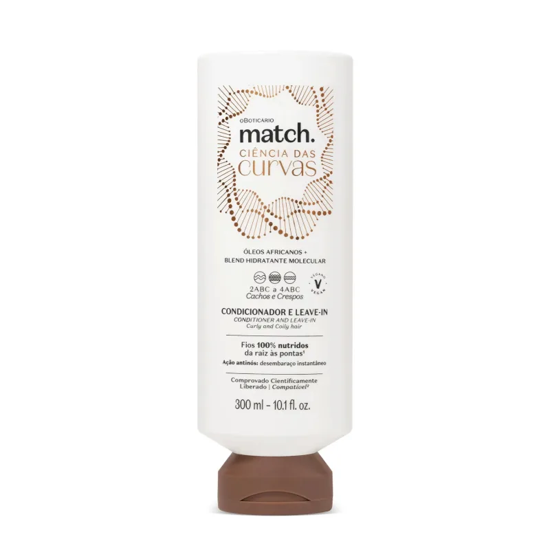 Imagem de um frasco branco com tampa marrom da marca Match Ciência das Curvas. contendo um produto dois em um: condicionador e leave-in para cabelos cacheados e crespos. As informações sobre ingredientes e benefícios estão em letras pretas..