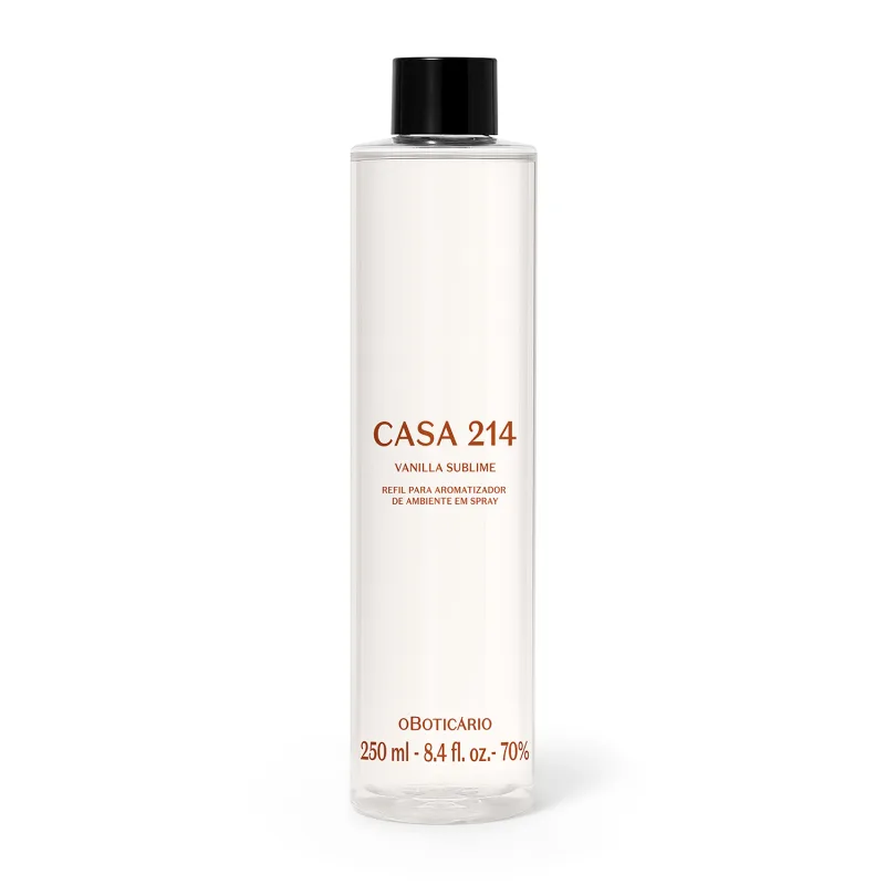 Imagem de um frasco transparente, tampa preta e rótulo com texto "CASA 214 VANILLA SUBLIME" em marrom, contendo 250 ml de fragrância para difusor de ambiente.
