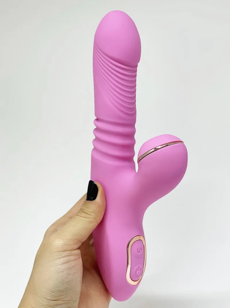 Sugador e vai e vem Rabbit Lucky cor de rosa de Désir Atelier.