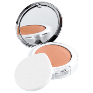 Clinique Beyond Perfecting Powder Foundation