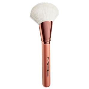 M.A.C Fan Bronzer Brush 143S - Pincel de Bronzer 41g