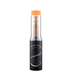 M·A·C Studio Fix Soft Matte NC44 - Base em Bastão 9g
