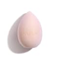 Esponja para maquiagem. Não absorve o produto, garantindo um acabamento profissional e aplicação uniforme. Vult Ultra Powder - Esponja para Maquiagem