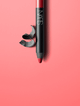 NARS Velvet Matte Lip Pencil Cruella - Batom Matte 2,4g (6)