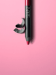 NARS Velvet Matte Lip Pencil Endangered Red - Batom Matte 2,4g (5)