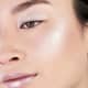 Shiseido Aura Dew 01 Lunar - Iluminador 4,8g (5)