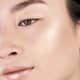 Shiseido Aura Dew 02 Solar - Iluminador 4,8g (5)