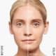 Synchro Skin Radiant Lifting Foundation SPF30 240 Quartz - Base Líquida 30ml (4)