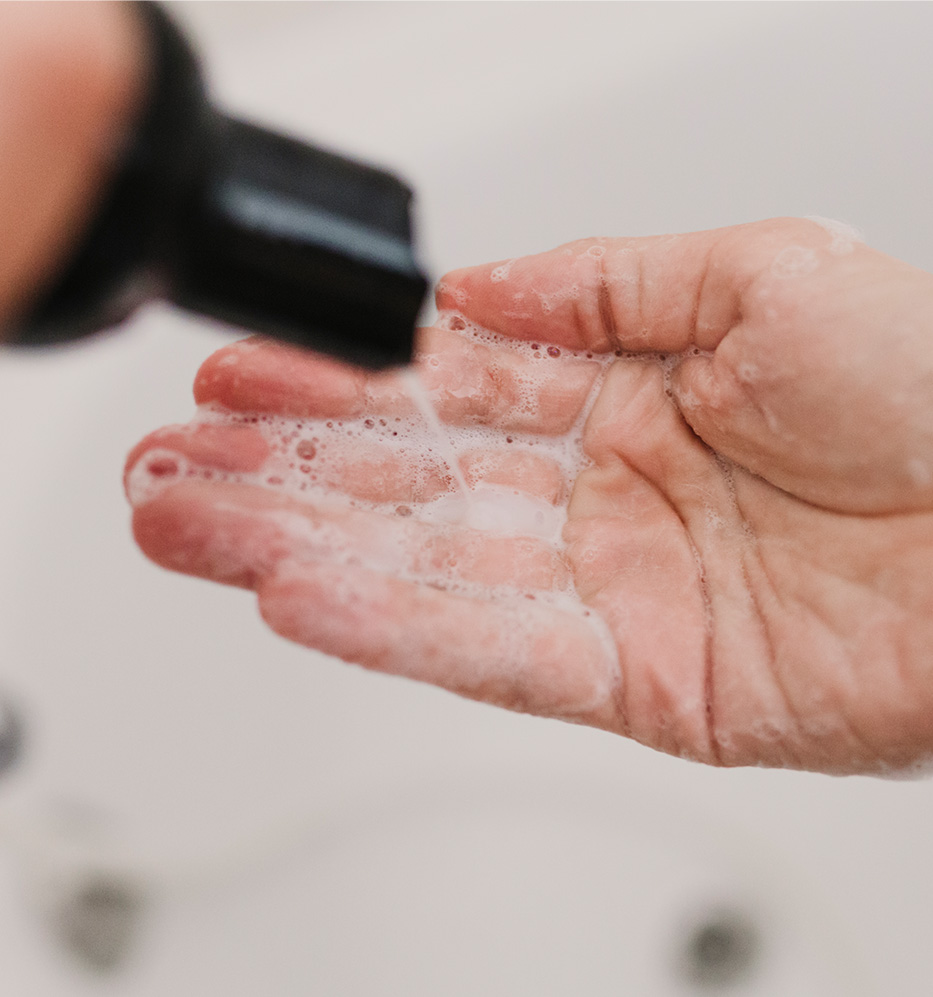 Shampoo sólido ou líquido: qual escolher?