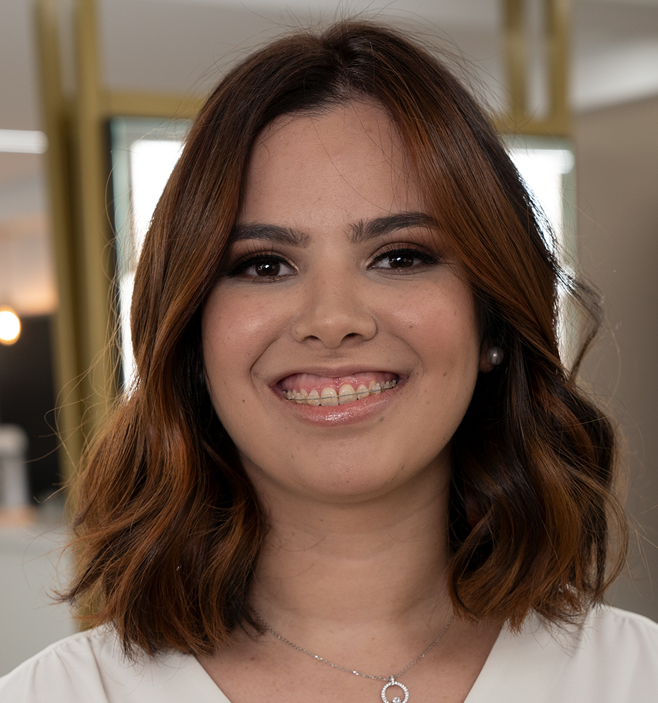 Cabelo com mechas vermelhas: dicas para um visual elegante
