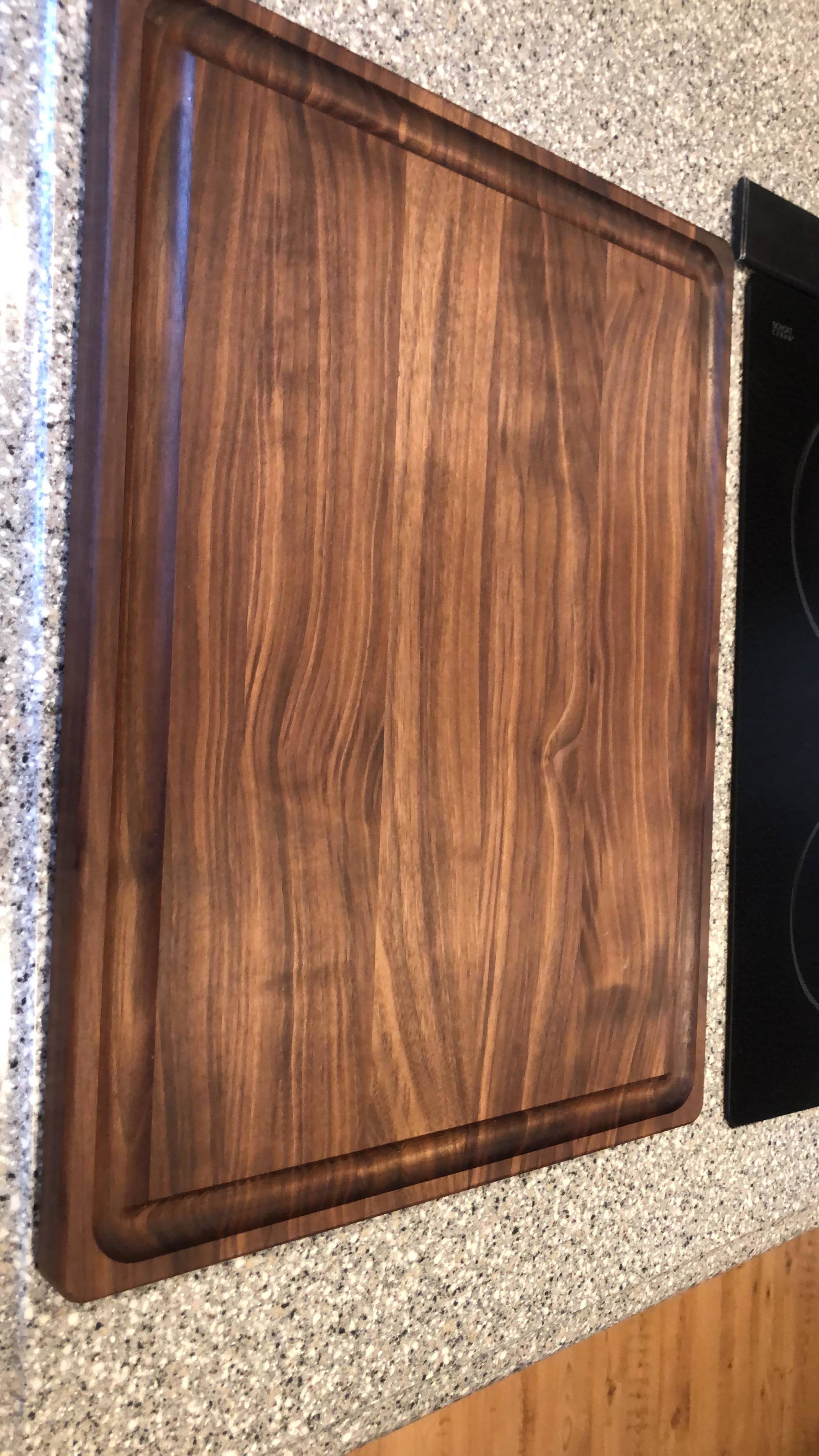 Extra Large Walnut Cutting Board, 24 x 18, With Juice Groove, Made i –  Refine Kitchenware