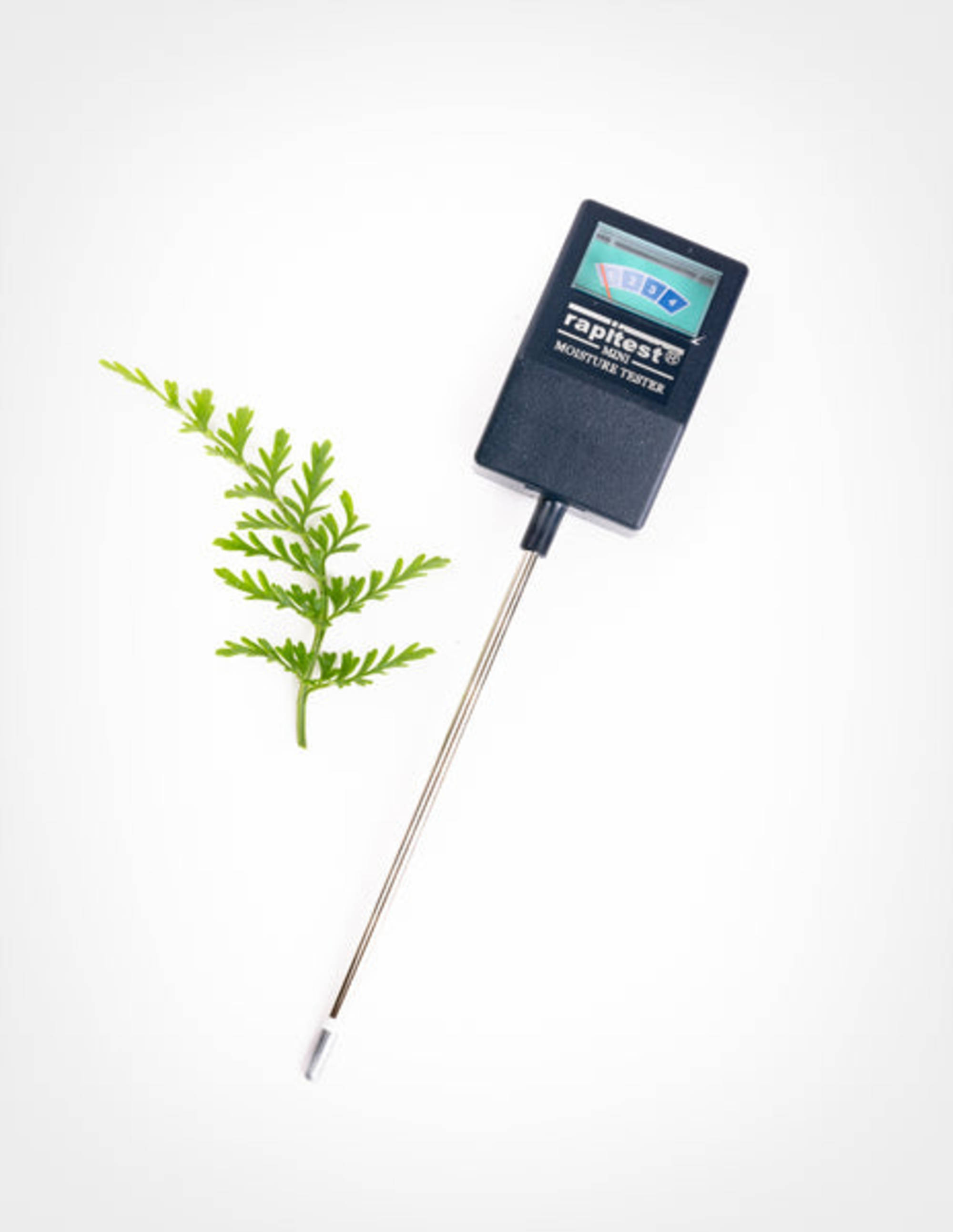  Moisture Meter for Plants – 3 in 1 Soil pH Tester