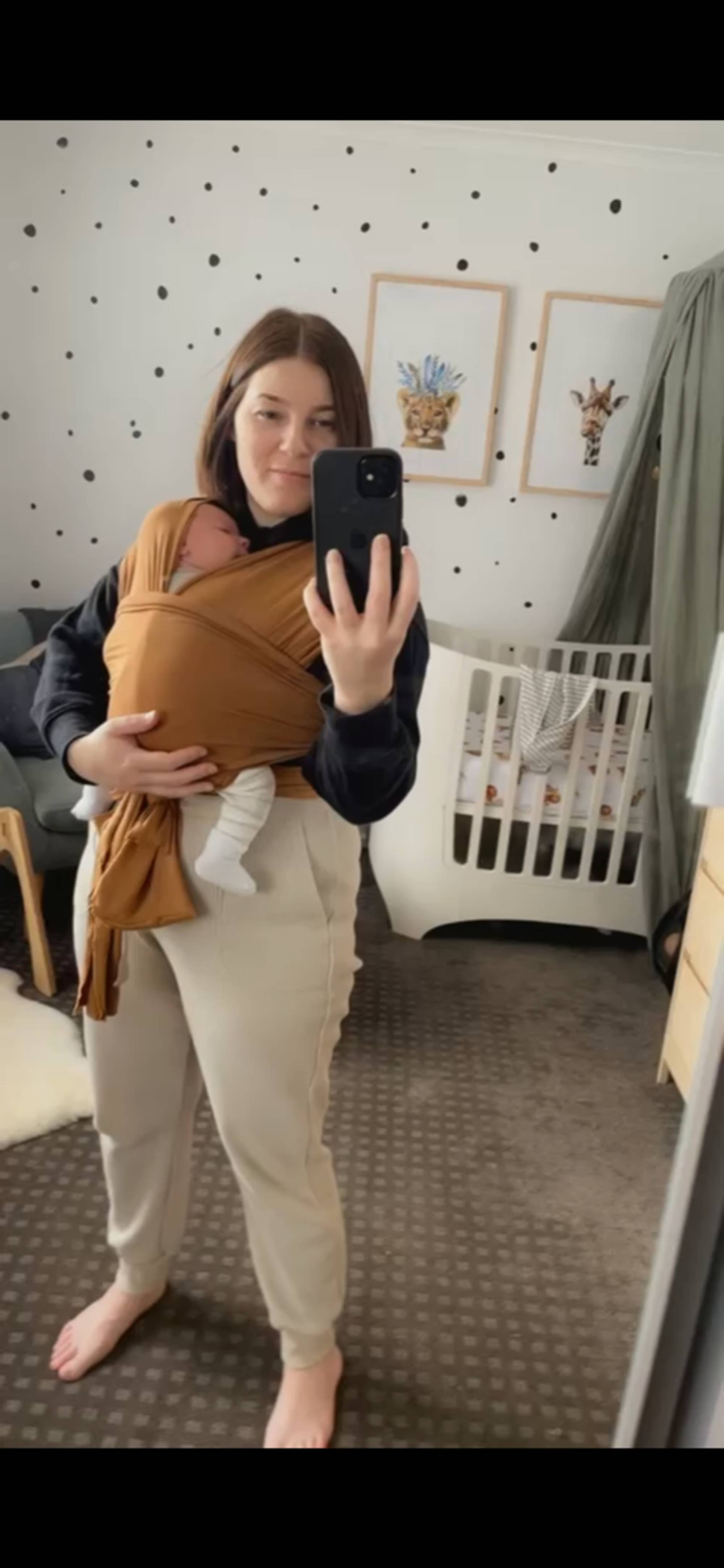 How To Carry Using Your Chekoh Stretchy Wrap