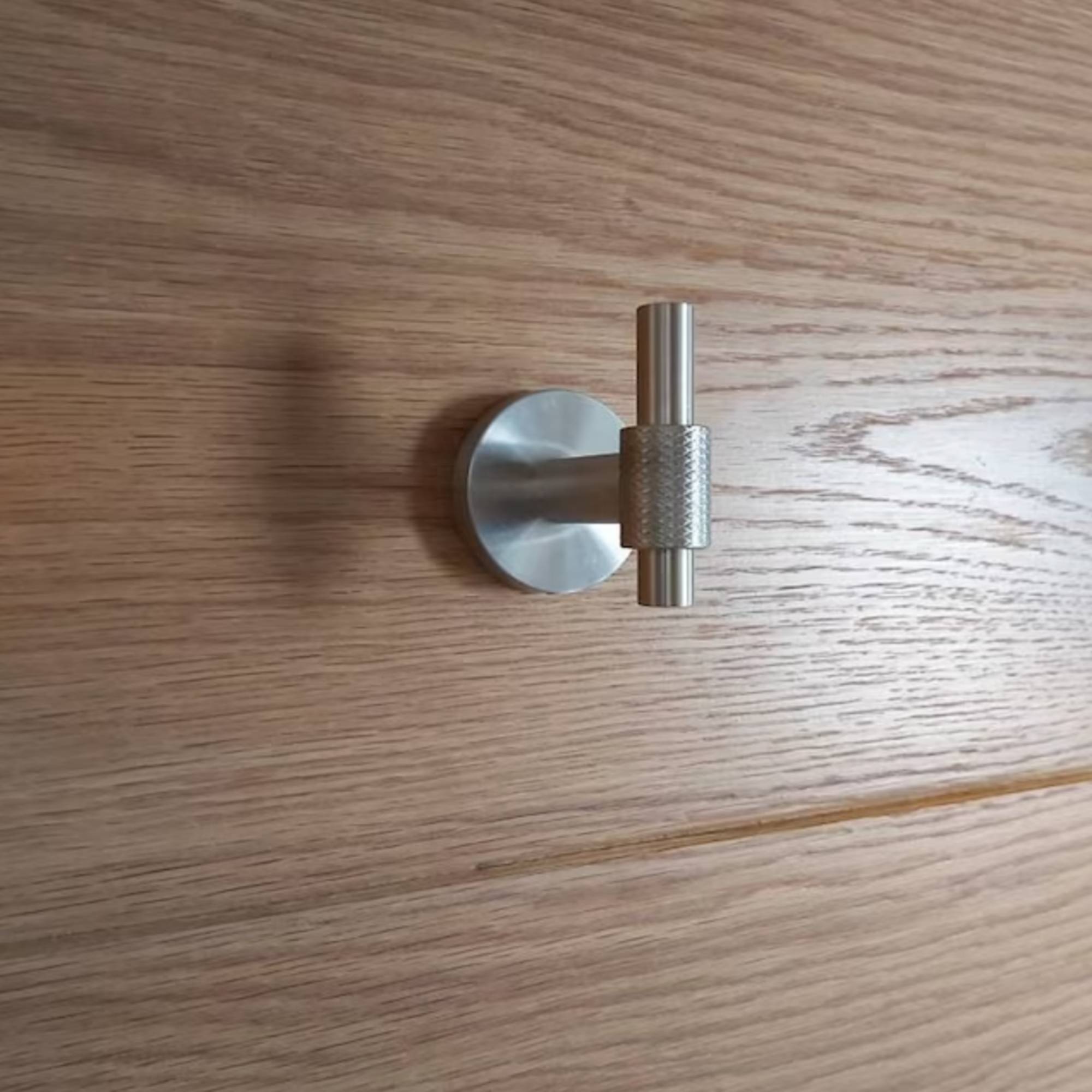 Imperium Brushed Stainless Knurled Robe Hook – The Qualis Collection