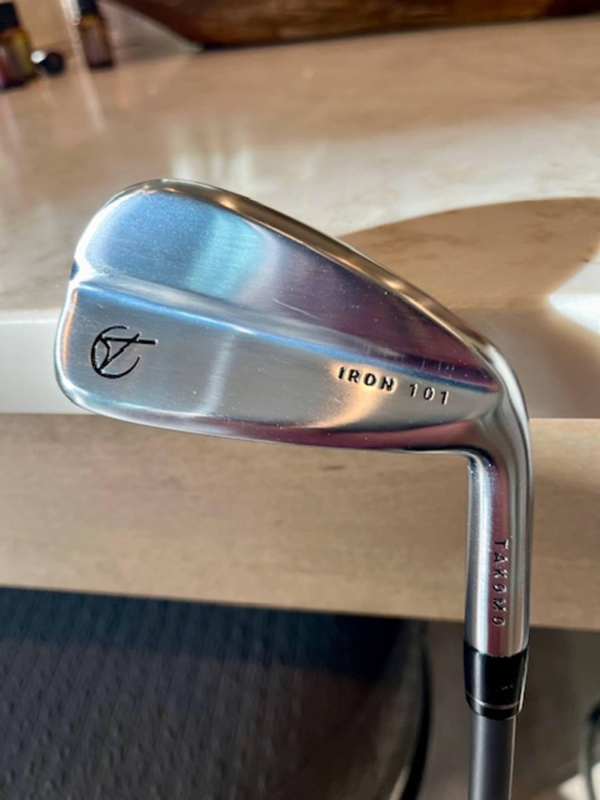 Iron 101 Customized - The Best Iron Set for Beginners - Takomo Golf