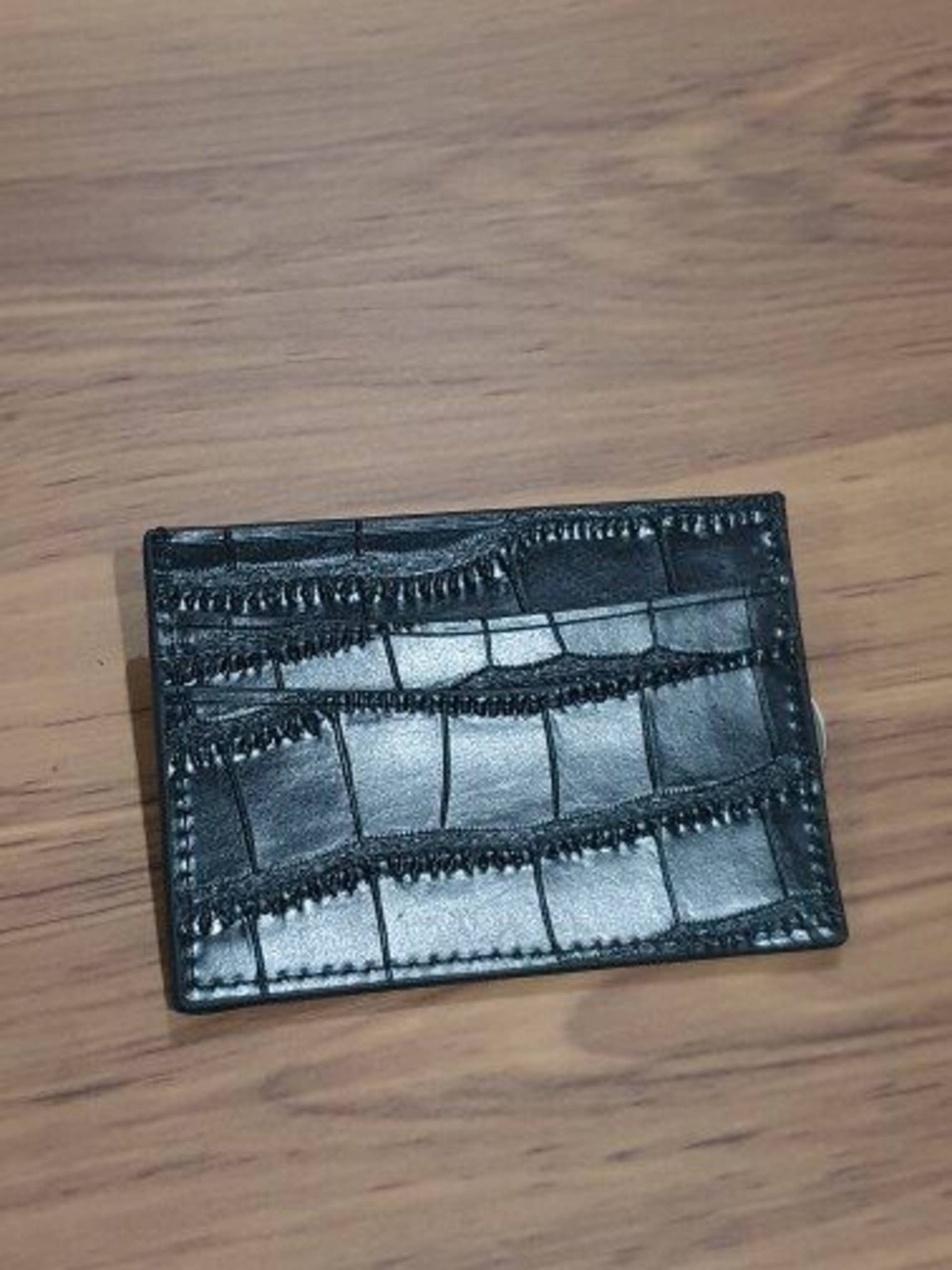 Glossy Leather Card Holder — Roscoe865