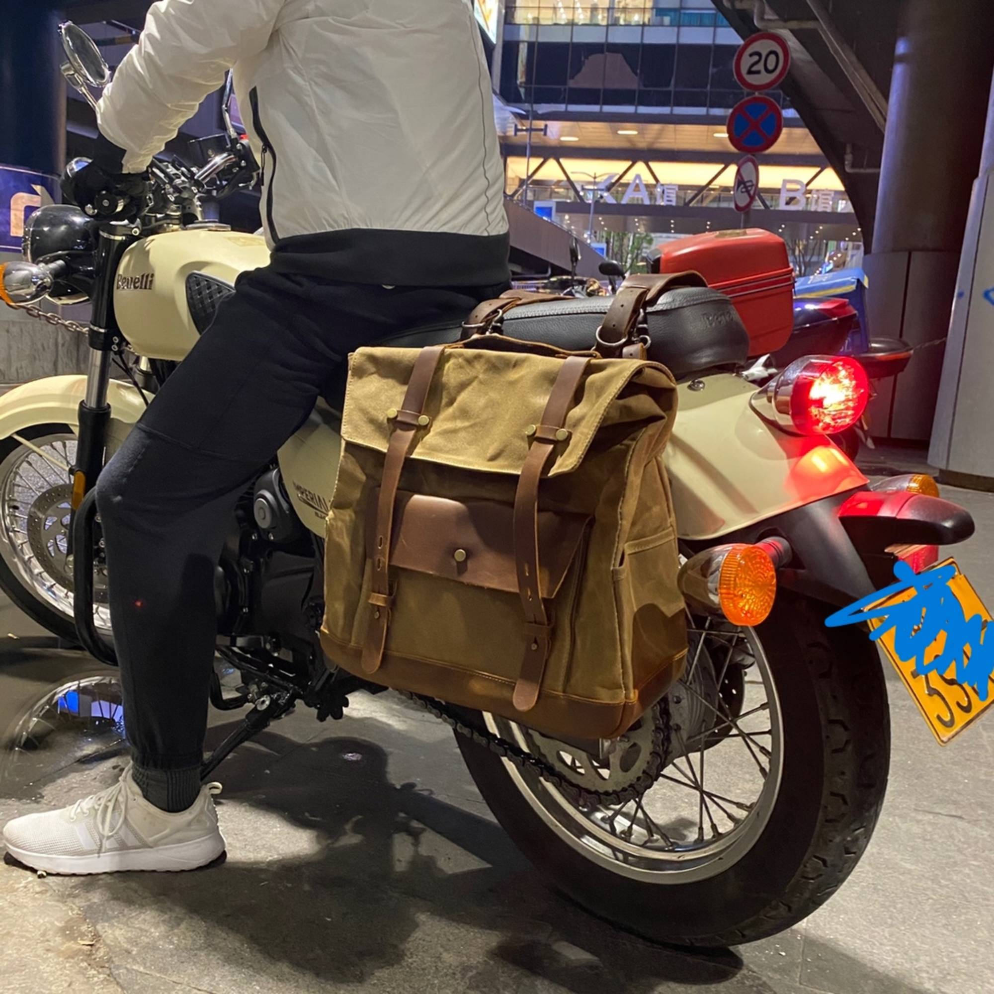 மோட்டார் சைக்கிள் விண்டேஜ் பை — Hazel