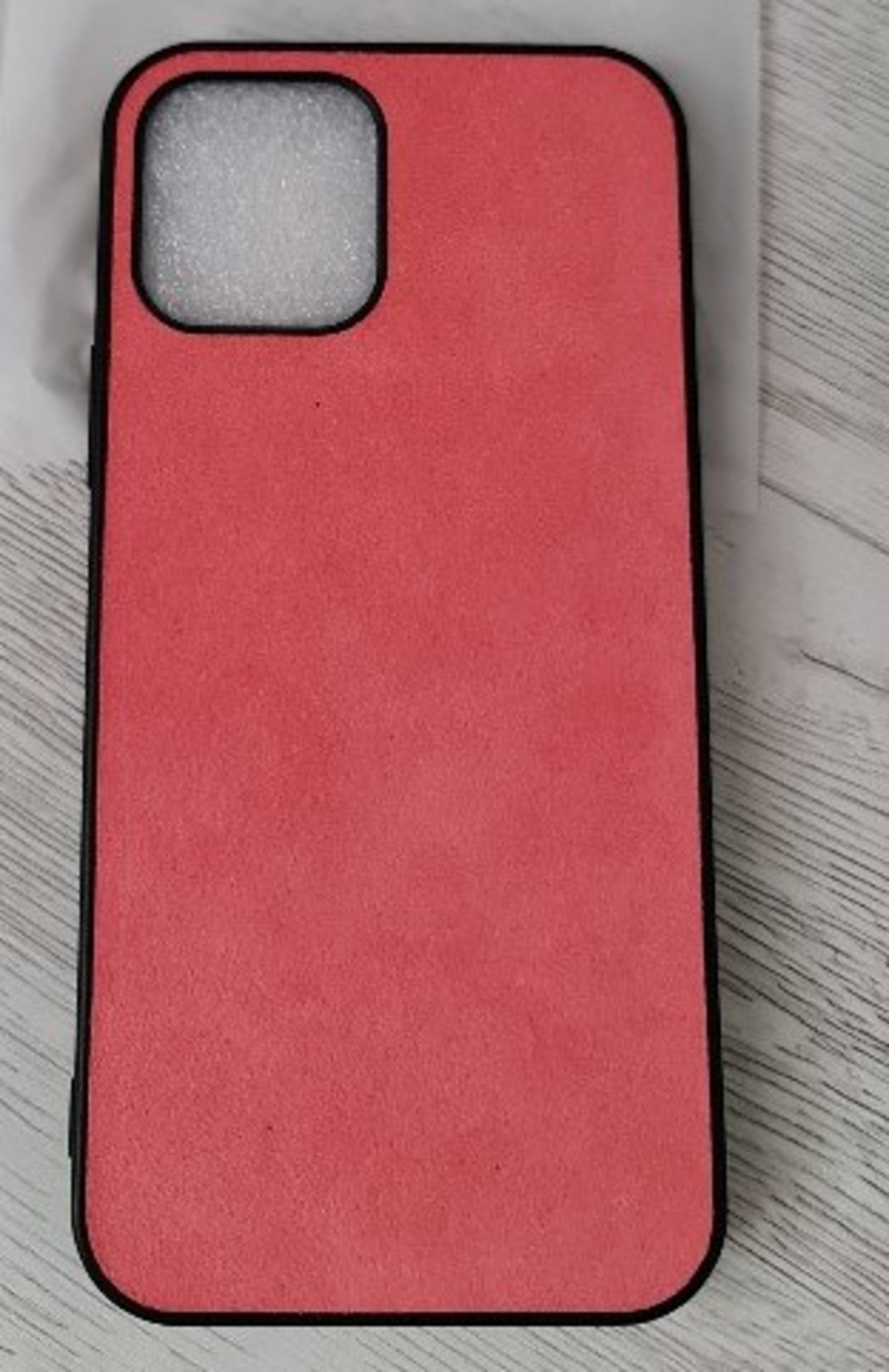 Capa em camurça Alcantara para iPhone 14 — Juan