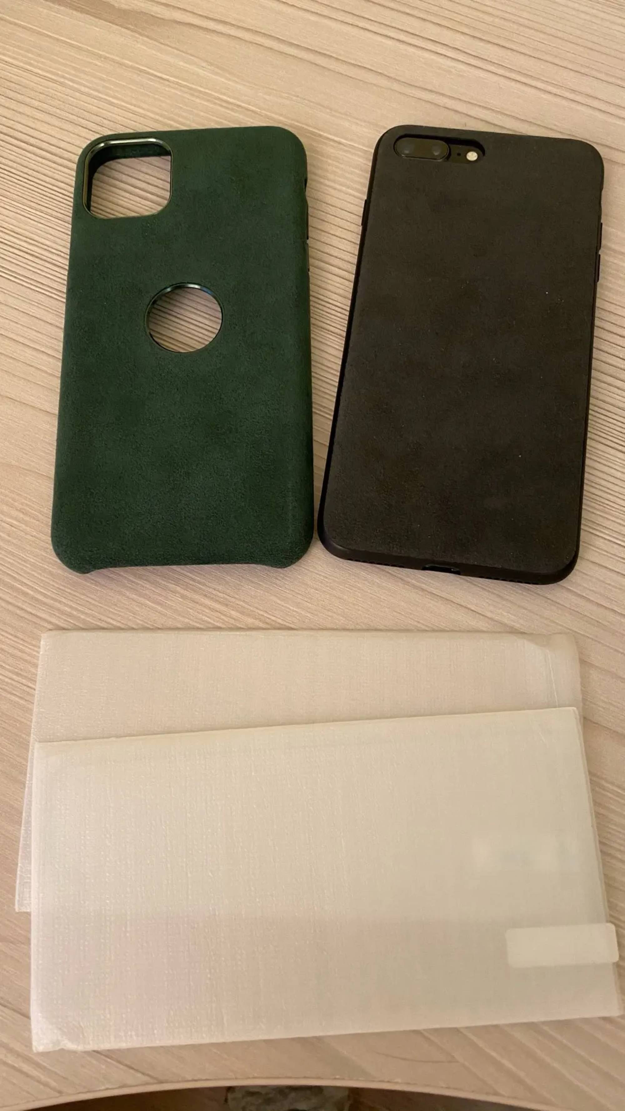Capa para iPhone em Alcântara — Leilani Schowalter