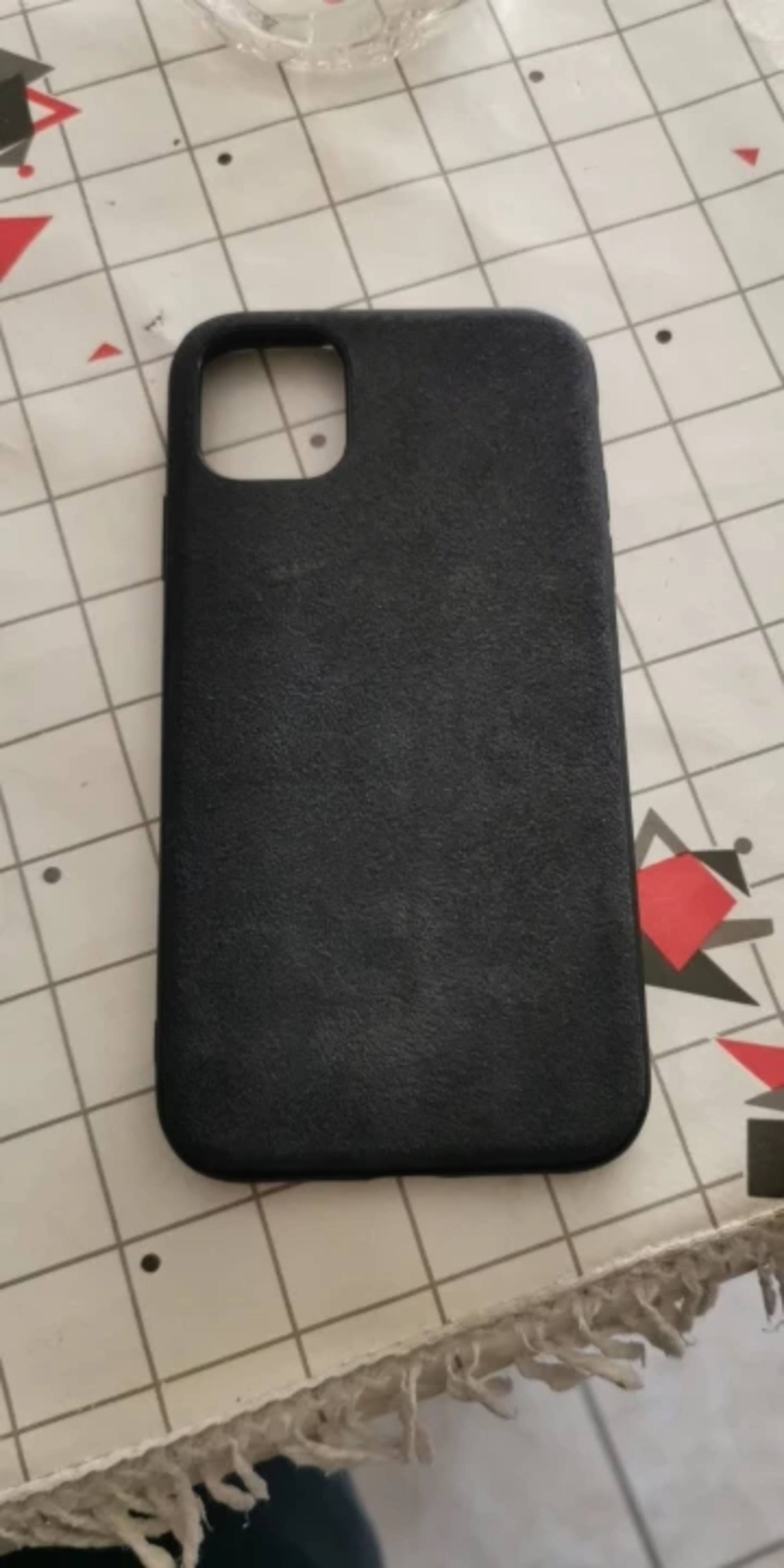 Capa para iPhone em Alcântara — Rocio Hegmann