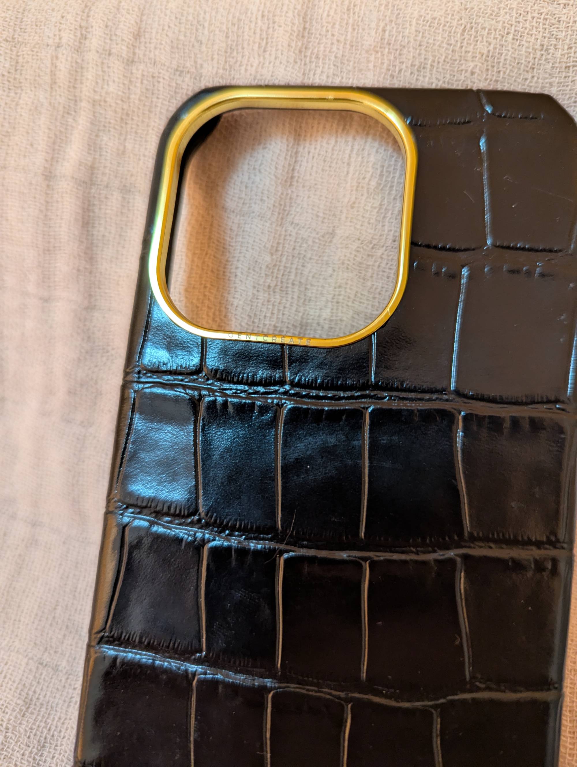 鱷魚壓紋真皮手機殼｜手工製作 iPhone 皮革保護套 — Patricia