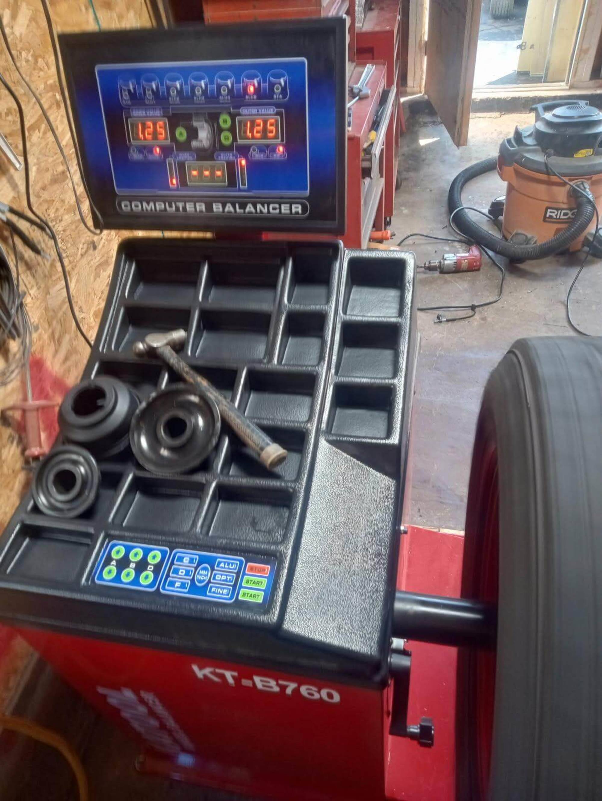 Katool KT-B760 Wheel Balancer for you Garage — HeavyLiftDirect