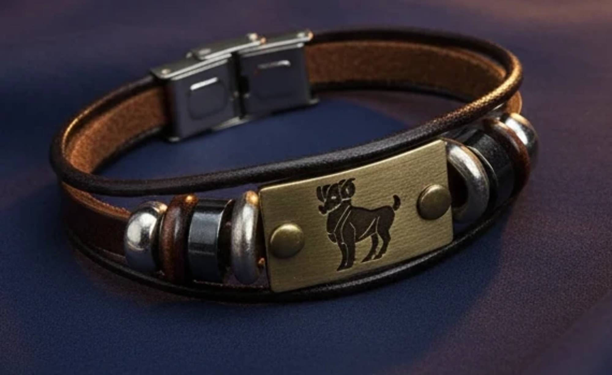 Pulsera de cuero Constellatio con tu constelación grabada — Will W.