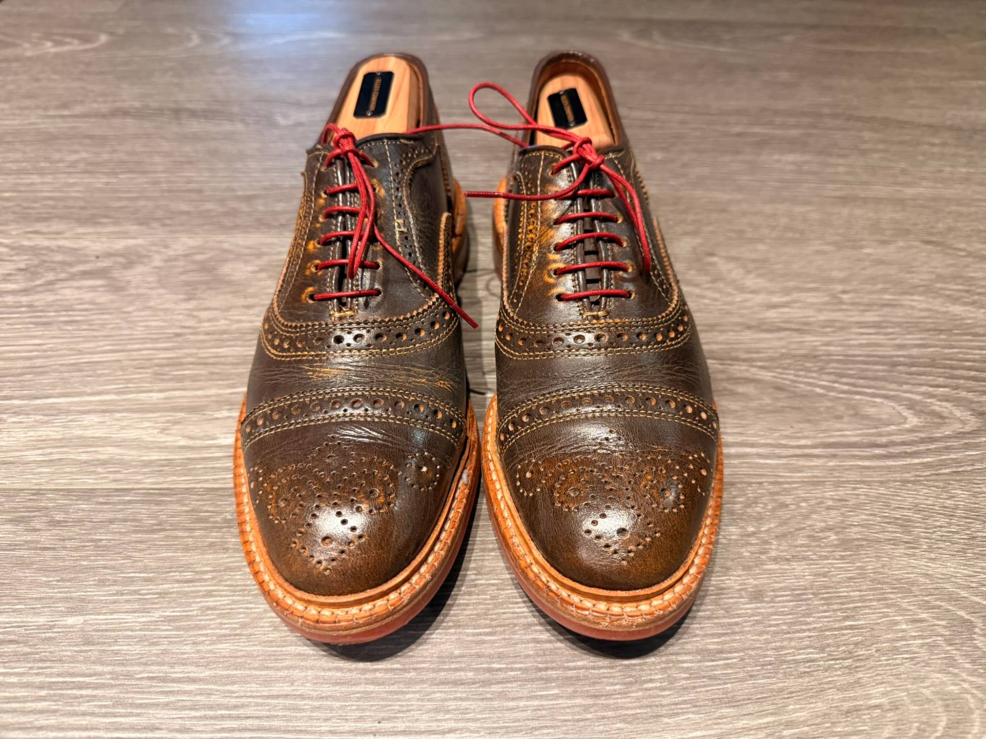 Red Shoelaces Round - Waxed Cotton Dress Shoe Laces Luxury by Fort  Belvedere  Gentleman's Gazette