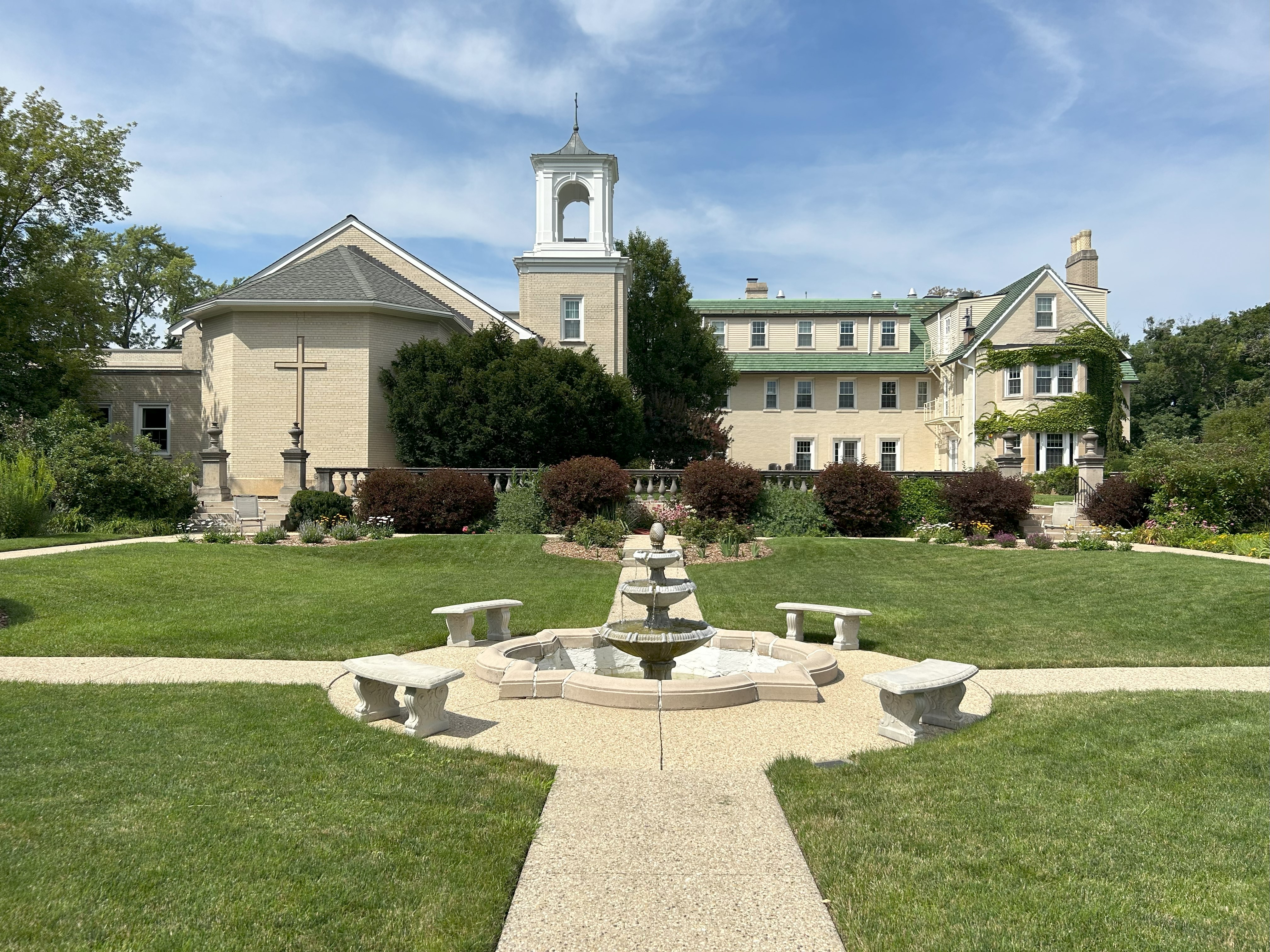 Bellarmine retreat setting