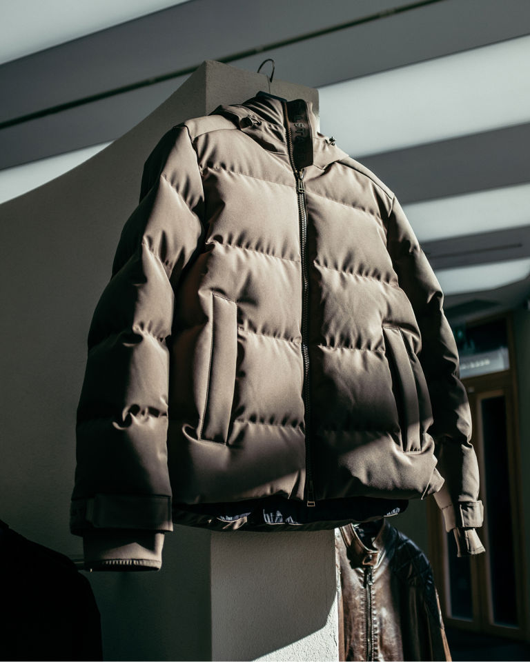 Pulse Jacket in Major Brown.