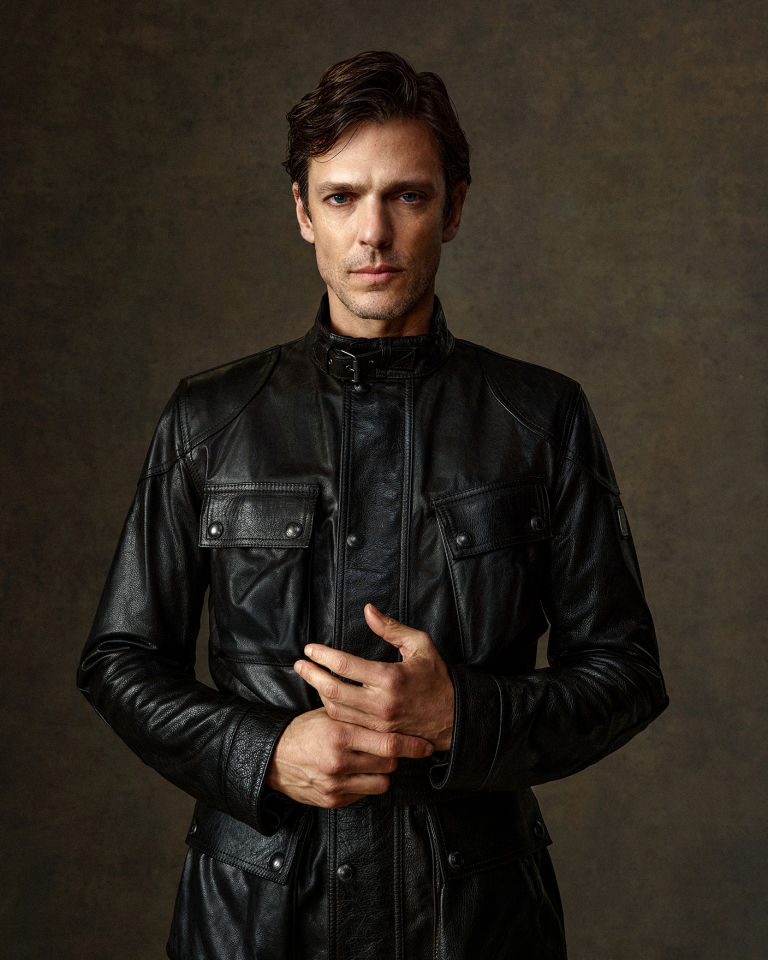 Trialmaster Panther Jacket in Black.