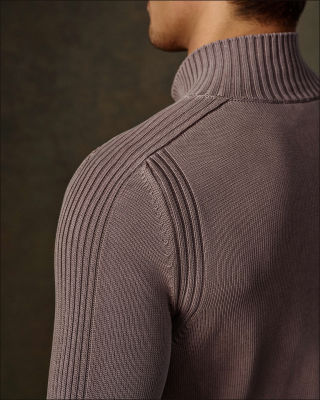 Watch Full Zip Light in Asphalt.