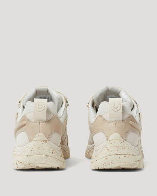 MOAB LUXE HIKER IN STONE BEIGE