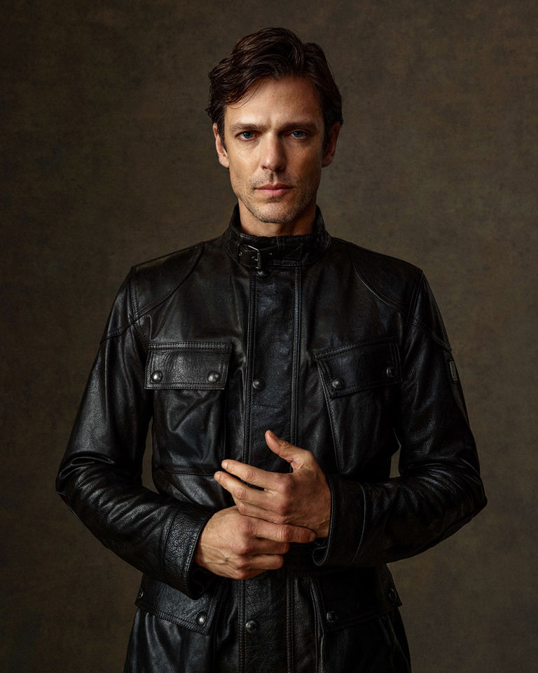 Trialmaster Panther Jacket in Black.