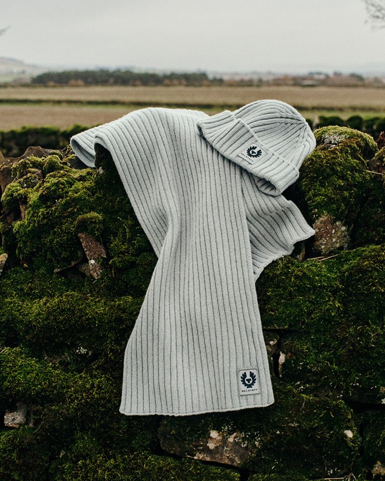 Watch Beanie & Scarf in Grey Melange.