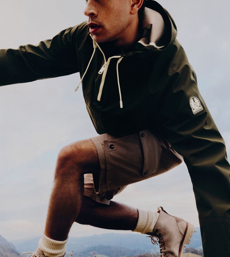 Eiger Smock in Faded Olive.