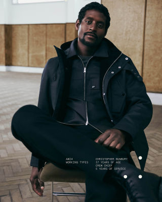 Router Jacket in Dark Ink.