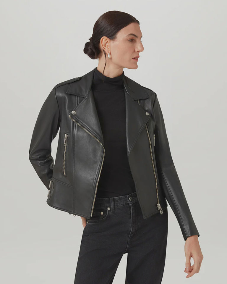 Marianne Jacket in Black.
