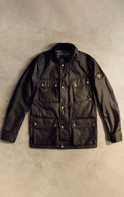 Fieldmaster Icon Jacket in Black.