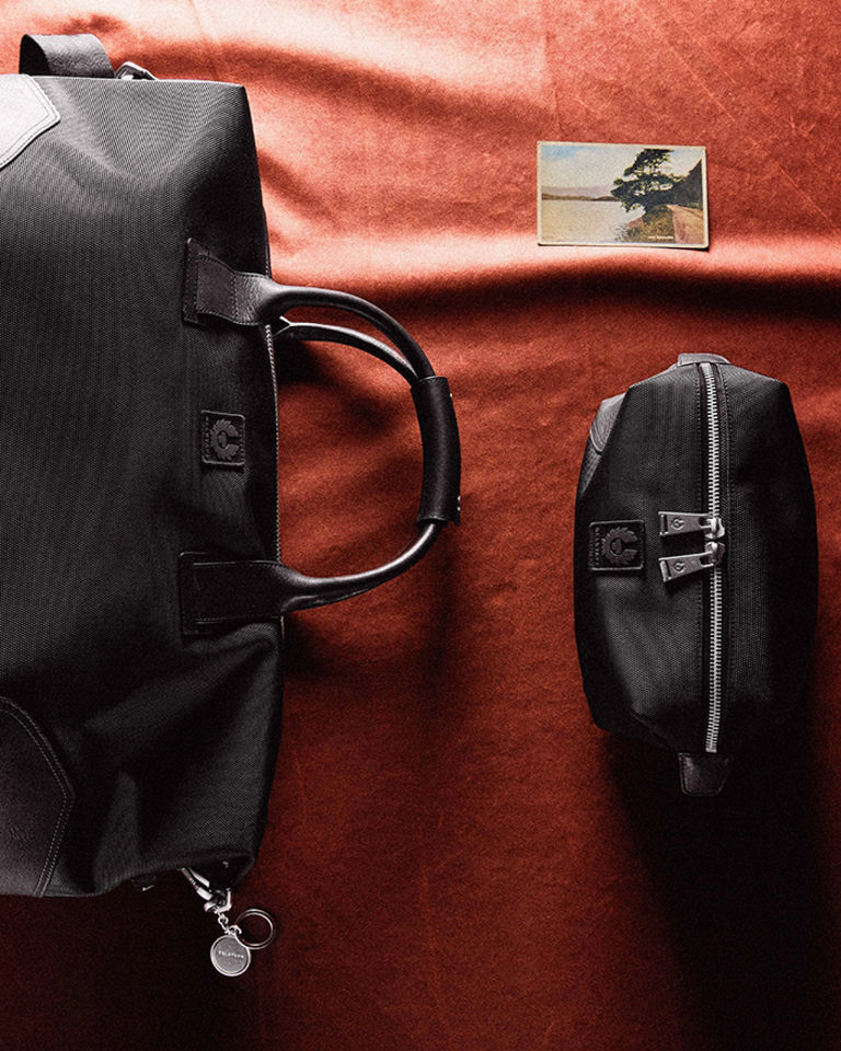 Ronson Weekender Bag in Black.