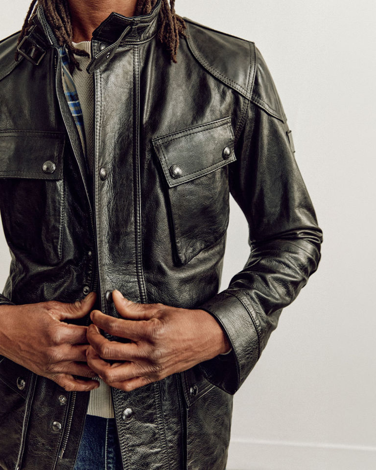 TRIALMASTER PANTHER ICON JACKET IN BLACK.