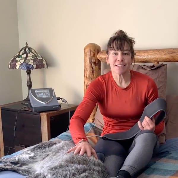 Rebecca Rusch shares her experiences using BEMER while petting her dog