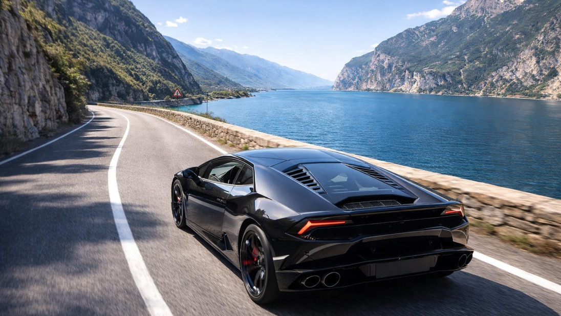 Noleggiare una Lamborghini a Verona: l'emozione della supercar a portata di mano