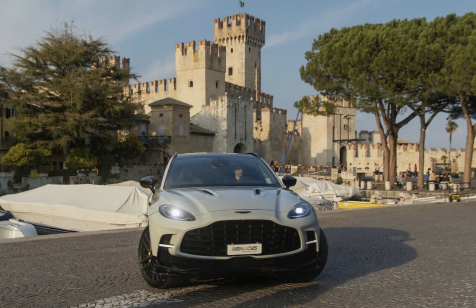 Benacus Dreams Cars