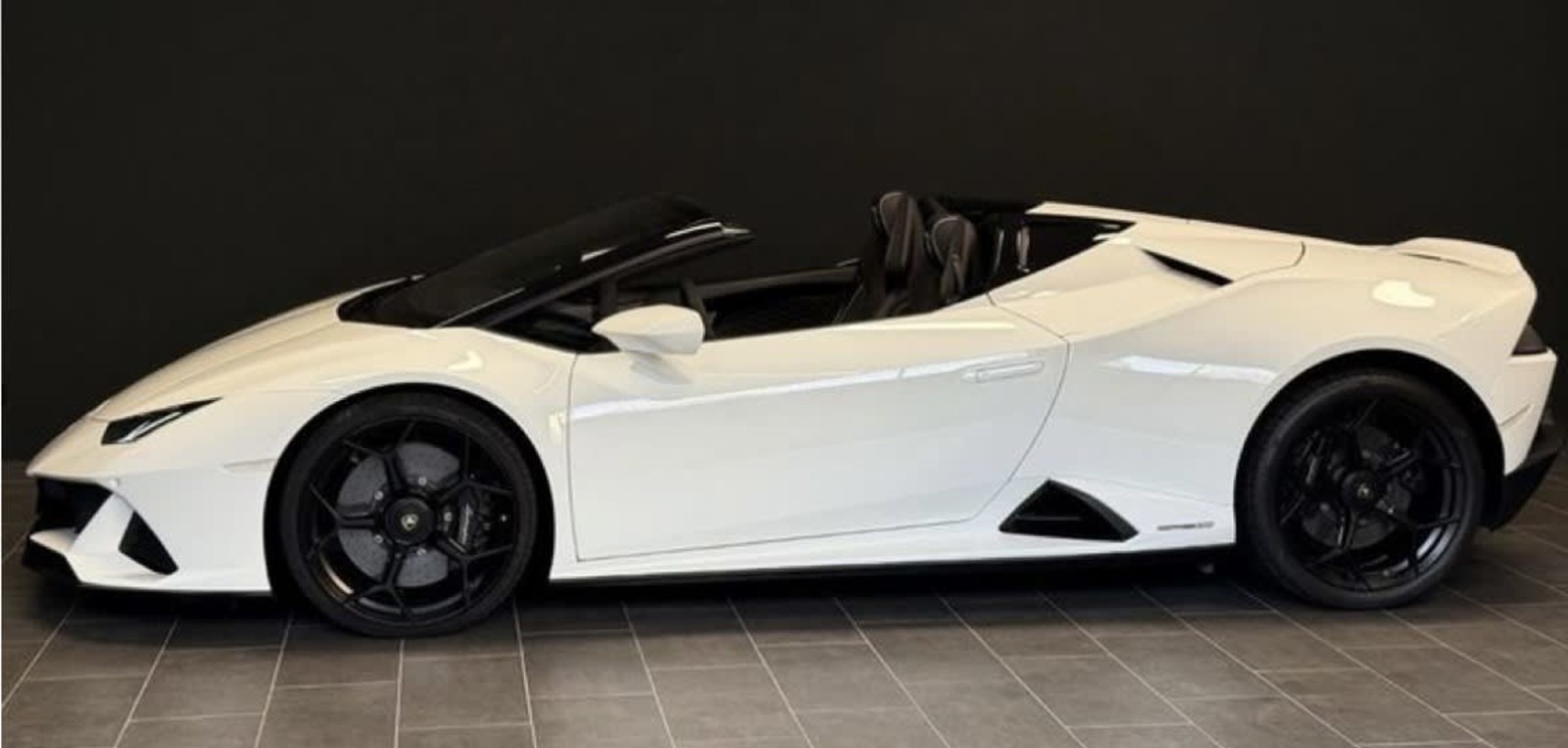 Benacus Dreams Cars